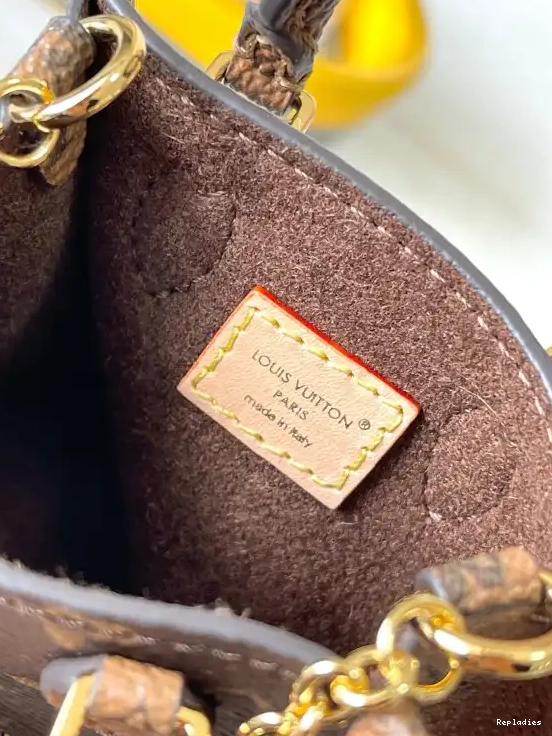 Rep ladies ONTHEGO VUITTON LOUIS MICRO-8.5*3.5*10.5CM 0501